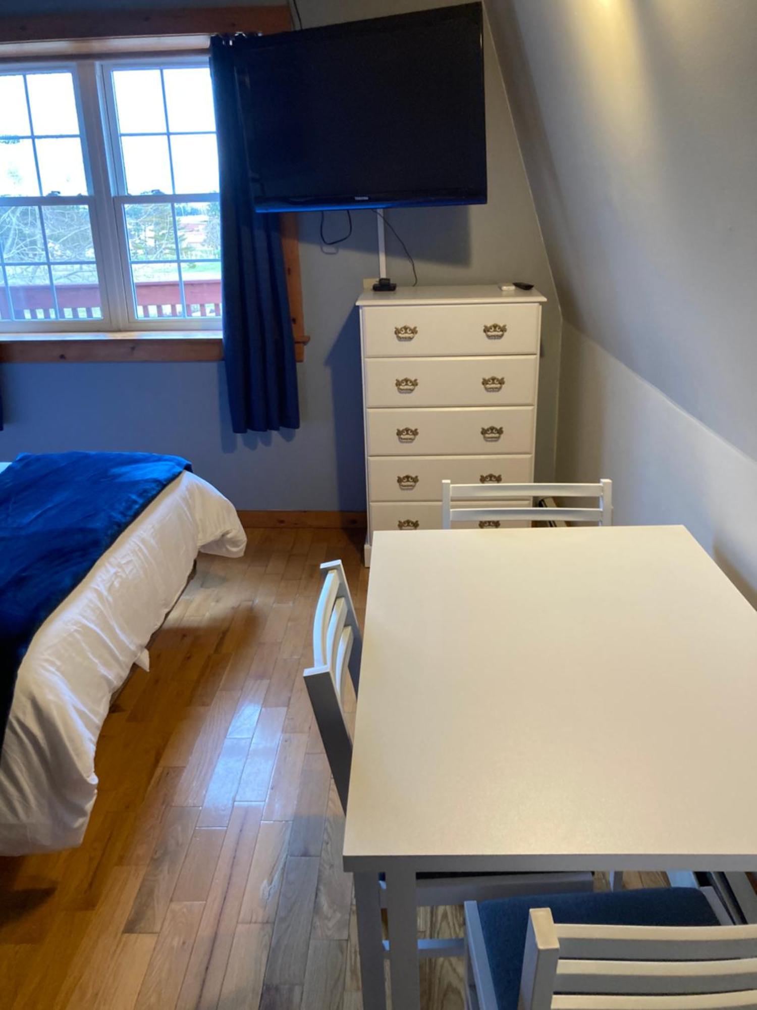 A Country Home Inn The City Σάρλοτ Τάουν Εξωτερικό φωτογραφία